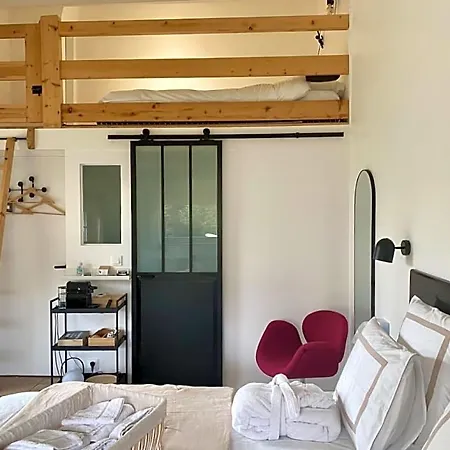 Bed & Breakfast Le Chemin Du Village